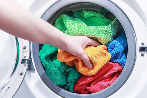 Giặt khăn thường xuyên để khăn sạch, đẹp