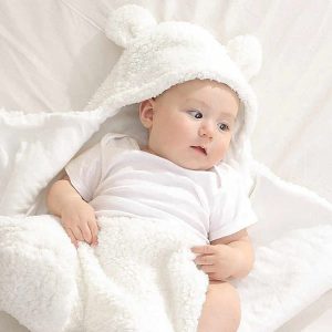 Hướng dẫn chi tiết cách quấn trẻ sơ sinh ngủ ngon dễ nhất 