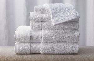 Bạn có thật sự nên sử dụng khăn tắm 1 lần không? 